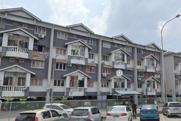 Pandan Perdana Kuala Lumpur Pandan Terrace Apartment BLOCK D3 For Sale