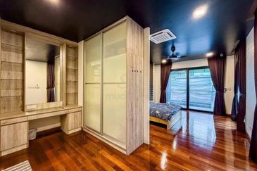 Sering Ukay Ampang Triple Storey Bungalow For Sale Freehold Individual Title Non Bumi Lot