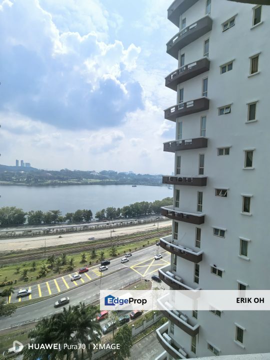 East Lake Residence Seri Kembangan Condominium For Sale Fully Furnished Corner Unit, Selangor, Seri Kembangan