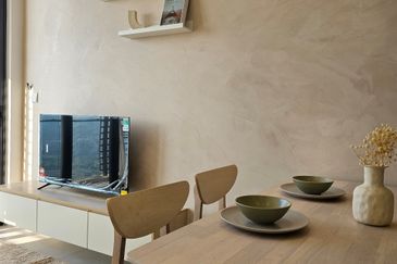 Bangsar South Laurel Residence for Sale Fully Furnish High Floor Unit