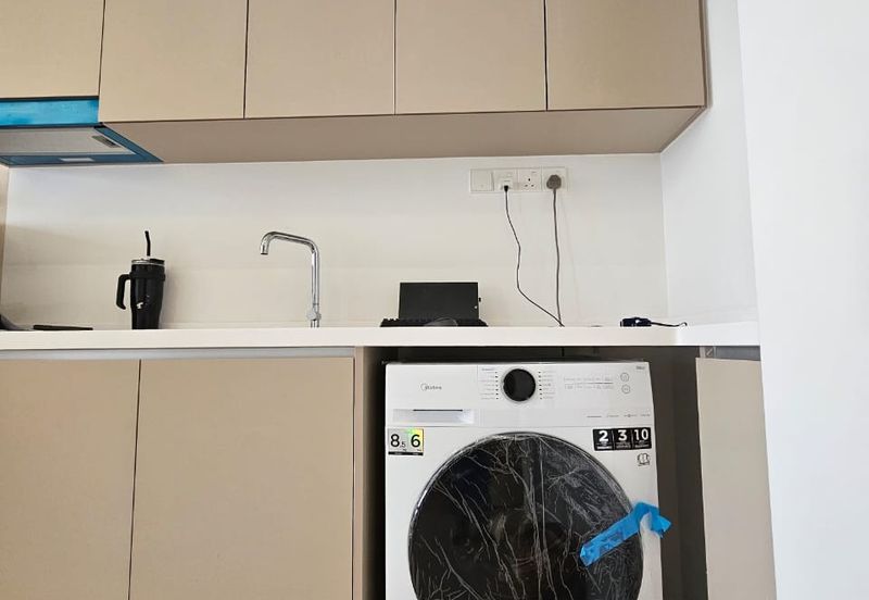 Bangsar South Laurel Residence for Sale Fully Furnish High Floor Unit