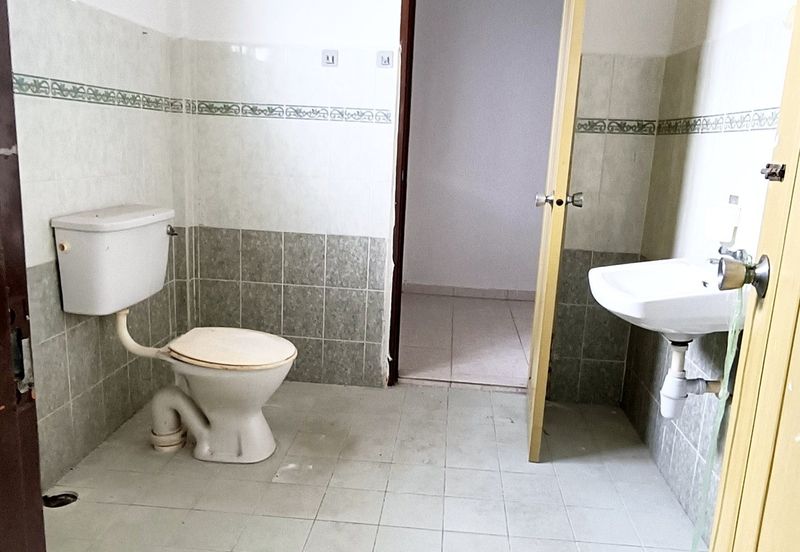 Taman Pine Jerantut Double-Storey Terrace House for Sale