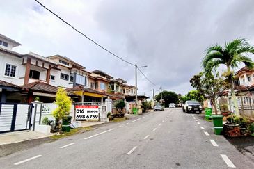 Taman Pine Jerantut Double-Storey Terrace House for Sale