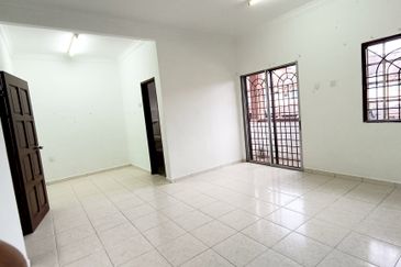 Taman Pine Jerantut Double-Storey Terrace House for Sale