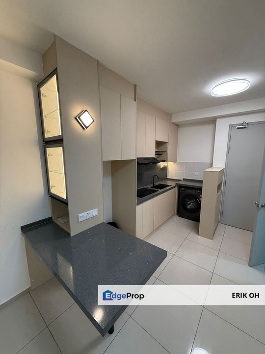 One Equine Residence Your New Home in Equine Park! Perfect for a Couple, Selangor, Seri Kembangan