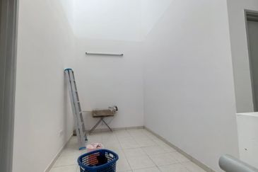 Camelia Residence, Semenyih Double Storey Terrace House for Sale –Furnish Renovated