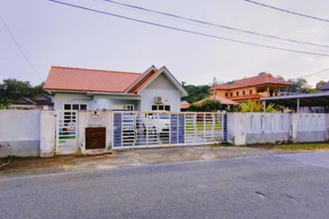 Sungai Buluh, Kuang, Single Storey Bungalow FOR SALE