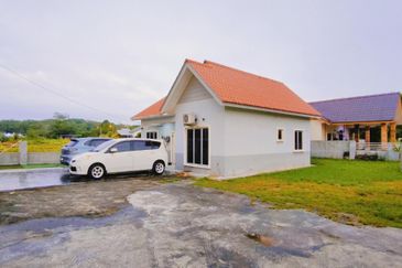 Sungai Buluh, Kuang, Single Storey Bungalow FOR SALE
