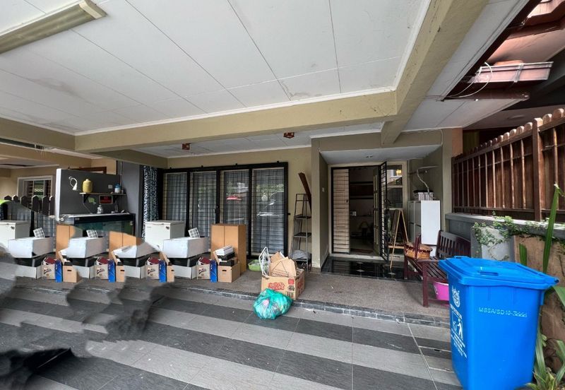Shah Alam, Bukit Jelutong, Jalan Birai, DOUBLE STOREY SUPERLINK FOR SALE 