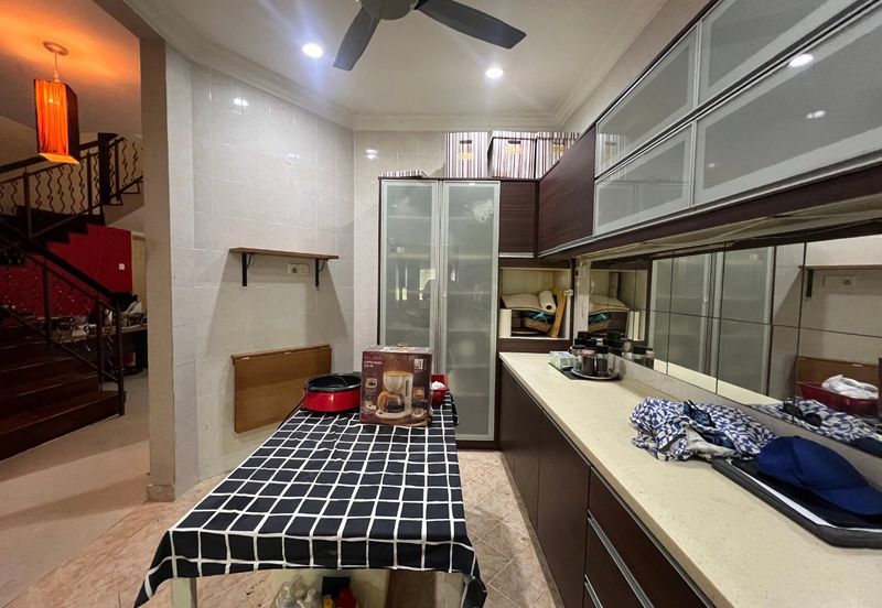 Shah Alam, Bukit Jelutong, Jalan Birai, DOUBLE STOREY SUPERLINK FOR SALE 