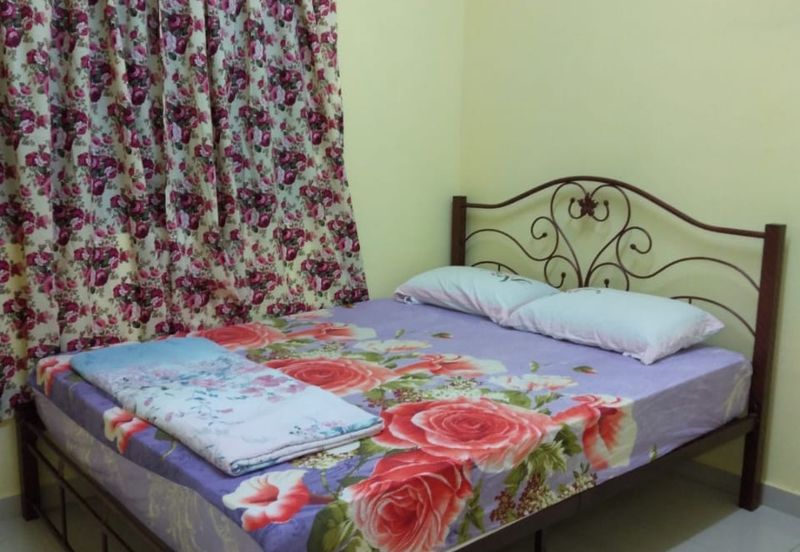 Masjid Tanah, Pantai Pengkalan Balak, SEAFRONT CHALET FOR SALE