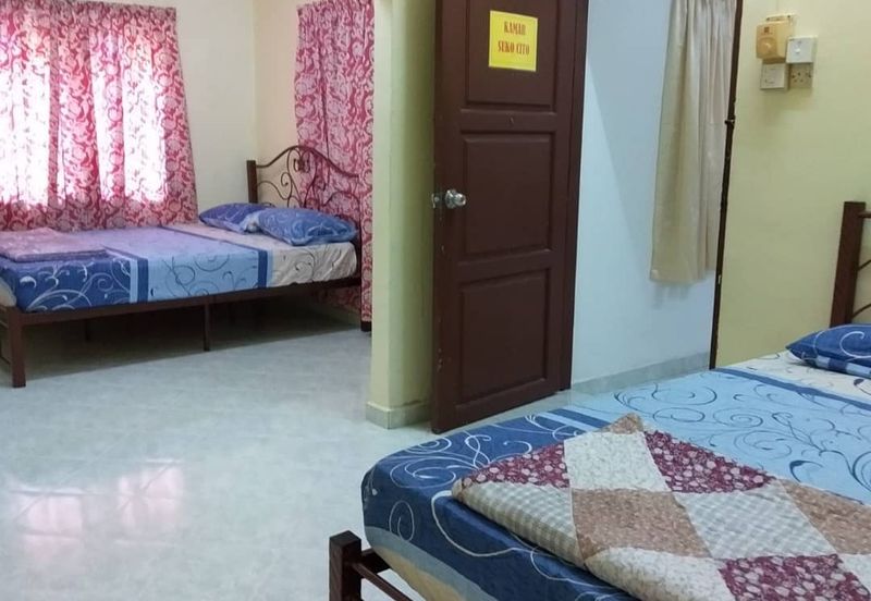 Masjid Tanah, Pantai Pengkalan Balak, SEAFRONT CHALET FOR SALE