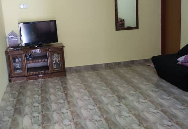 Masjid Tanah, Pantai Pengkalan Balak, SEAFRONT CHALET FOR SALE