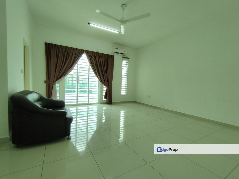 Seremban, Bandar Sri Sendayan, Taman Hijayu 3 (Elvina), DOUBLE STOREY TERRACE HOUSE FOR SALE, Negeri Sembilan, Siliau