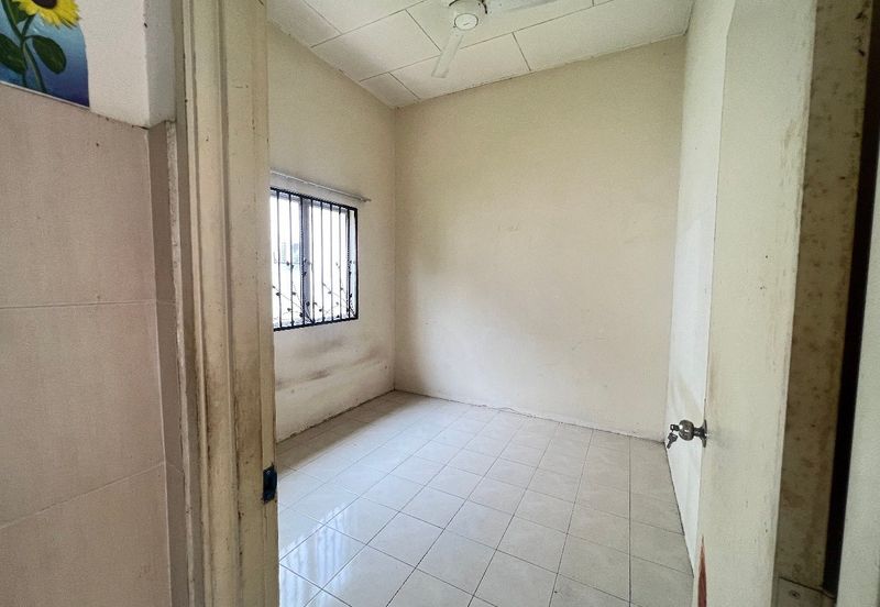 Jalan Sungai Pinang 4/16