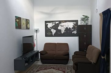 Damaris @ Ara Sendayan