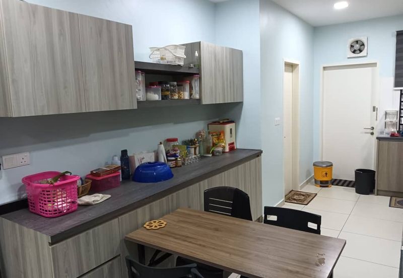 Damaris @ Ara Sendayan