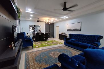 Damaris @ Ara Sendayan