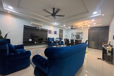 Damaris @ Ara Sendayan