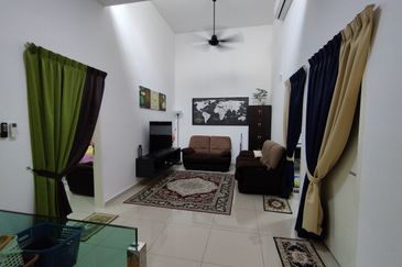 Damaris @ Ara Sendayan