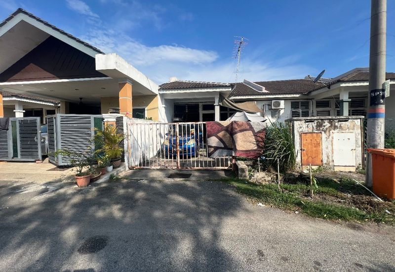 Jalan SP 7 @ Bandar Saujana Putra