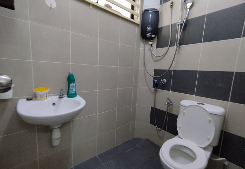 TAMAN BAYU INDERA, LUKUT