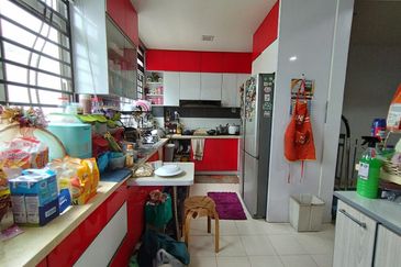 RESIDENCE HILLS @ TAMAN TUANKU JAAFAR