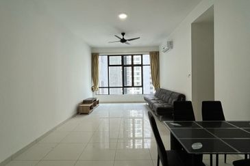 D'Summit Residences @ Kempas Utama