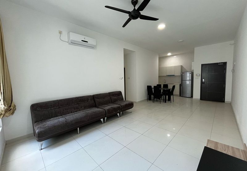 D'Summit Residences @ Kempas Utama