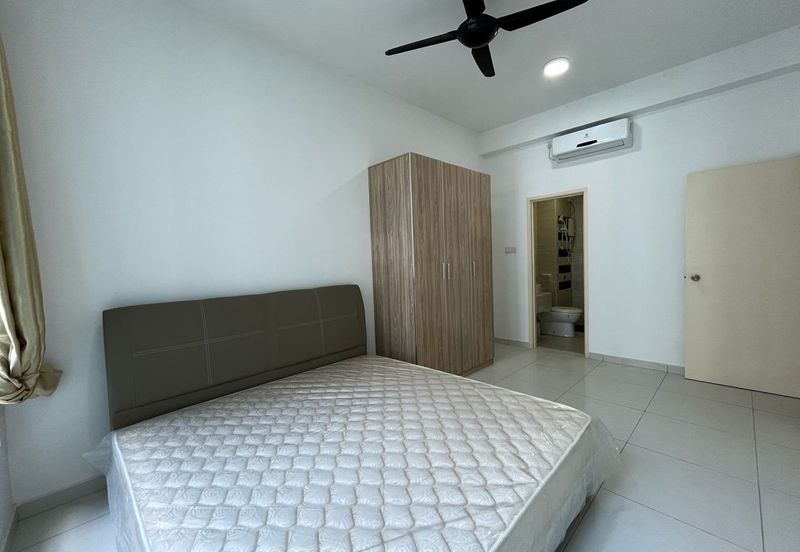 D'Summit Residences @ Kempas Utama