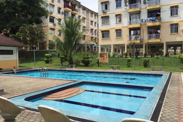 Ria 1 Apartment, Taman Megah Ria