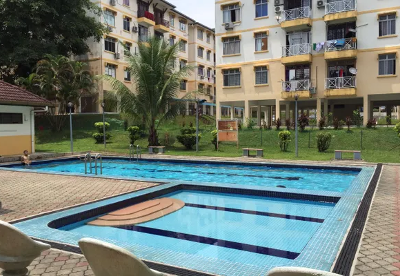 Ria 1 Apartment, Taman Megah Ria