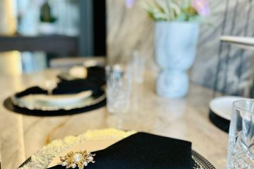 Datum Jelatek Residence