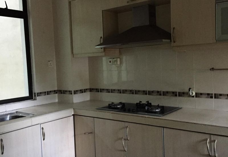 Putrajaya Precint 14 dsl terrace intetmediate unit