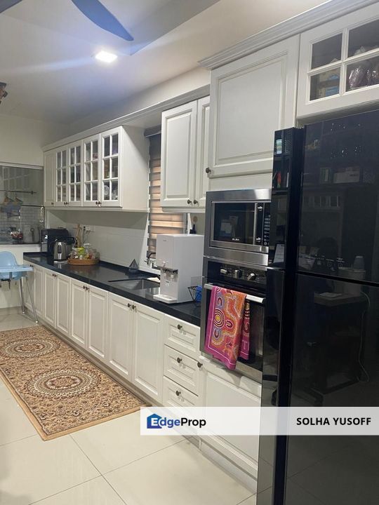 Salak Perdana Greenwoods corner dsl, Selangor, Dengkil