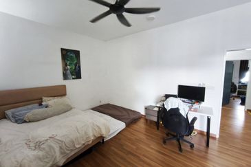 Ayden Townhouse Warisan Puteri