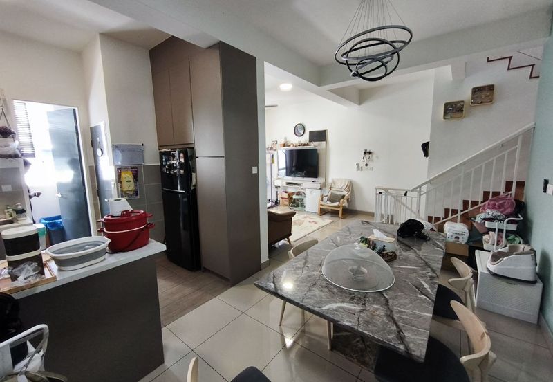 Ayden Townhouse Warisan Puteri