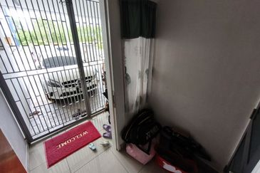 Ayden Townhouse Warisan Puteri