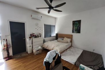 Ayden Townhouse Warisan Puteri