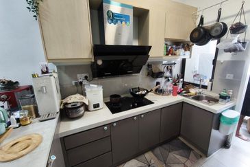 Ayden Townhouse Warisan Puteri