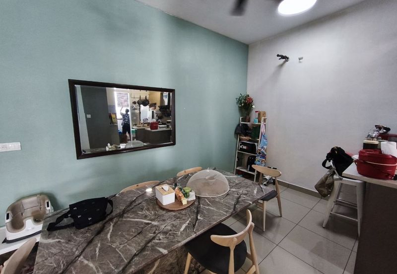 Ayden Townhouse Warisan Puteri