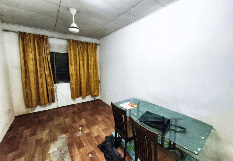 Apartment Beringin Taman Tun Perak Rawang for sale