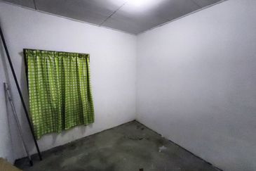 Apartment Beringin Taman Tun Perak Rawang for sale