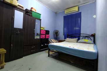 Taman Telipot Bukit Beruntung Single Storey Terrace For Sale