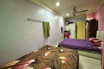 Persiaran Puncak Alam 1 