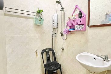 Jalan Kasturisari 2B/1 