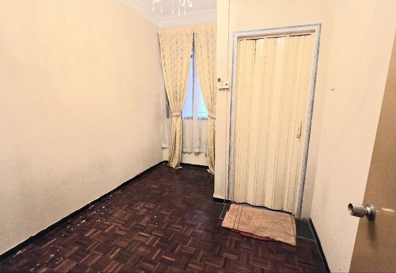 Jalan Kasturisari 2B/1 