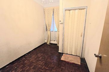 Jalan Kasturisari 2B/1 