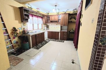 Jalan Kasturisari 2B/1 