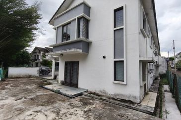 Jalan Gapi Antara Gapi Serendah Selangor Double Storey Corner Lot For Sale
